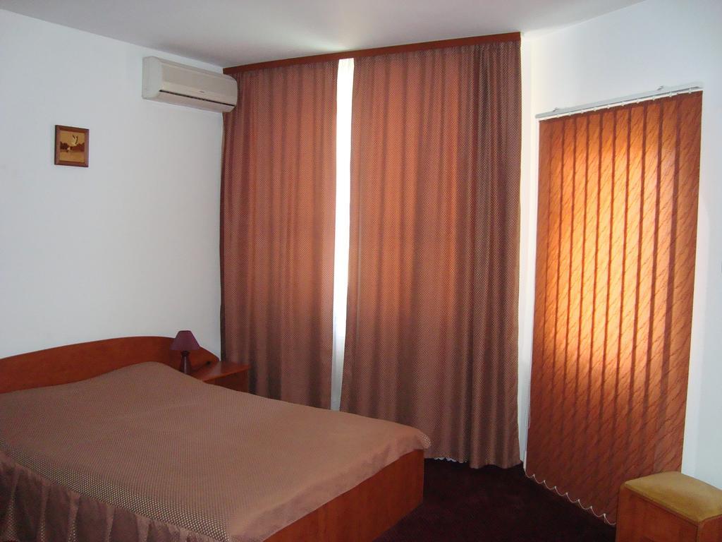 Hotel Lotus Arad Luaran gambar