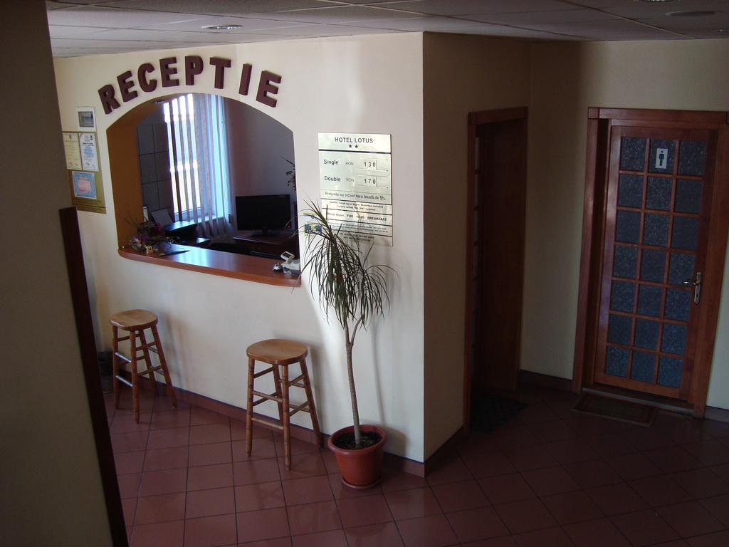 Hotel Lotus Arad Luaran gambar