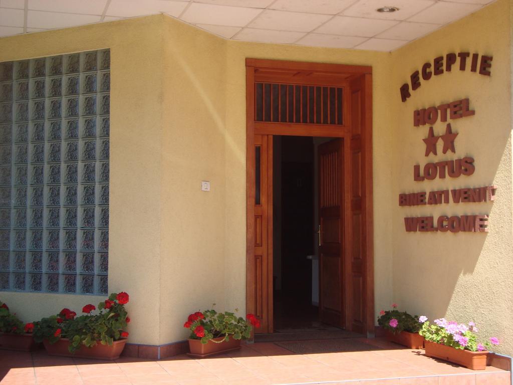 Hotel Lotus Arad Luaran gambar