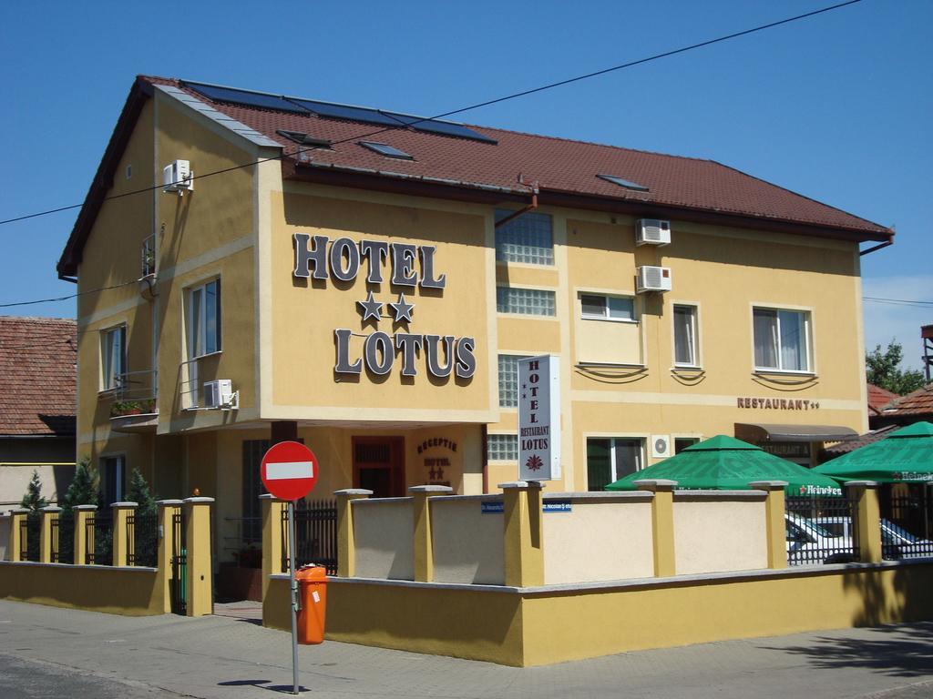 Hotel Lotus Arad Luaran gambar