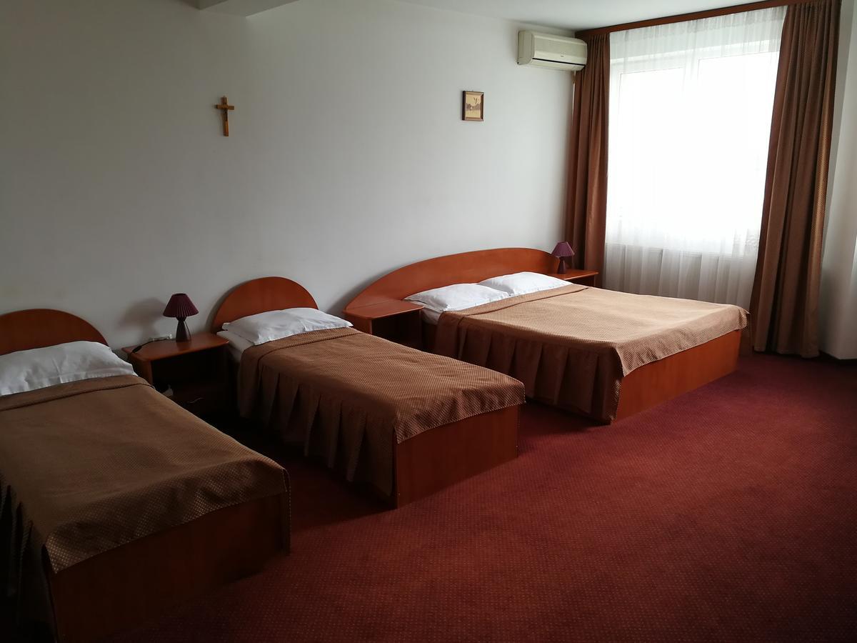 Hotel Lotus Arad Luaran gambar